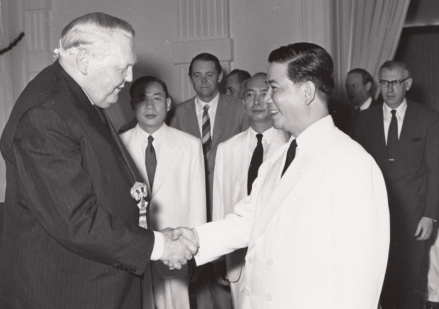 Für diese Darstellung existiert leider keine barrierefreie Beschreibung. Bei Interesse erläutern wir Ihnen gern das Abgebildete. Nehmen Sie dazu bitte unter 117-r@diplo.de Kontakt mit uns auf.